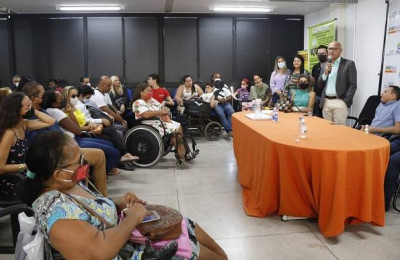 Deputado defende iniciativas que gerem emprego e renda para pessoas com deficiência